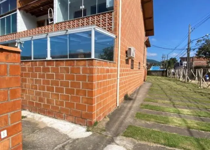 Apartamento com PISCINA - UBATUBA